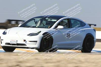 media/Nov-08-2025-Speed Ventures (Sat) [[1c7a6332f5]]/TC A/Session 3 (Turn 3)/